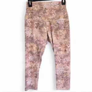 M RBX Athletic Cropped Capri Leggings Floral Workout Lounge Athliesure Gym Rebox
